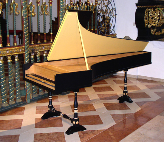 A full view of the 1730 Cristofori-Ferrini fortepiano